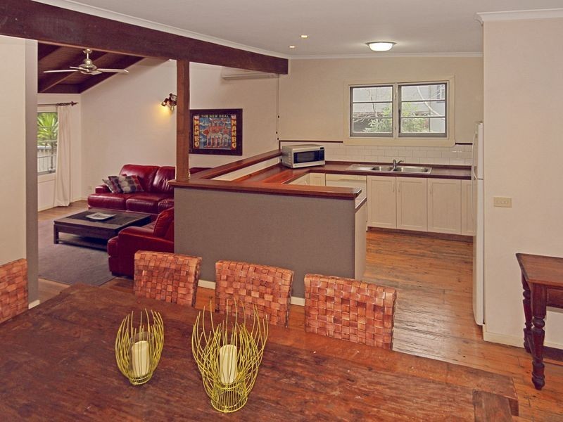 14 Broulee Road, Broulee NSW 2537