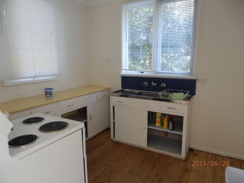 13 Surfside Avenue, Mossy Point NSW 2537