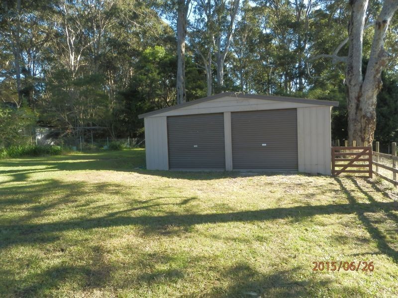 13 Surfside Avenue, Mossy Point NSW 2537