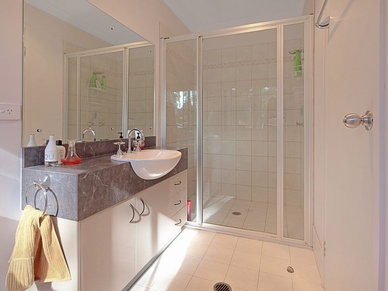 1 Waterfront Close, Mossy Point NSW 2537