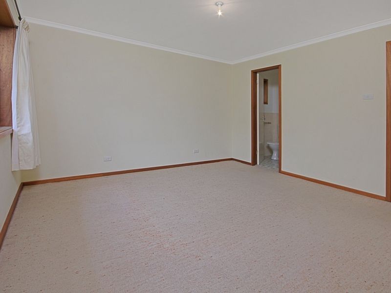 15 River Road, Mossy Point NSW 2537