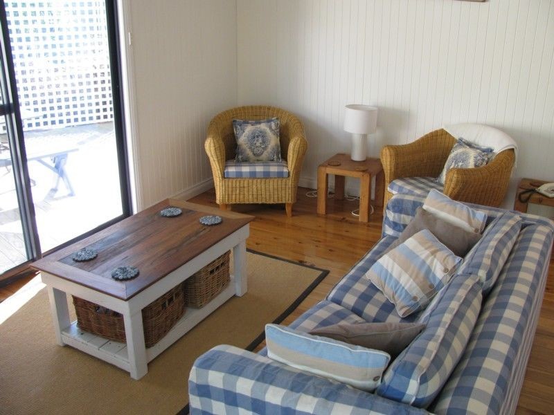 28 Smith Street, Broulee NSW 2537