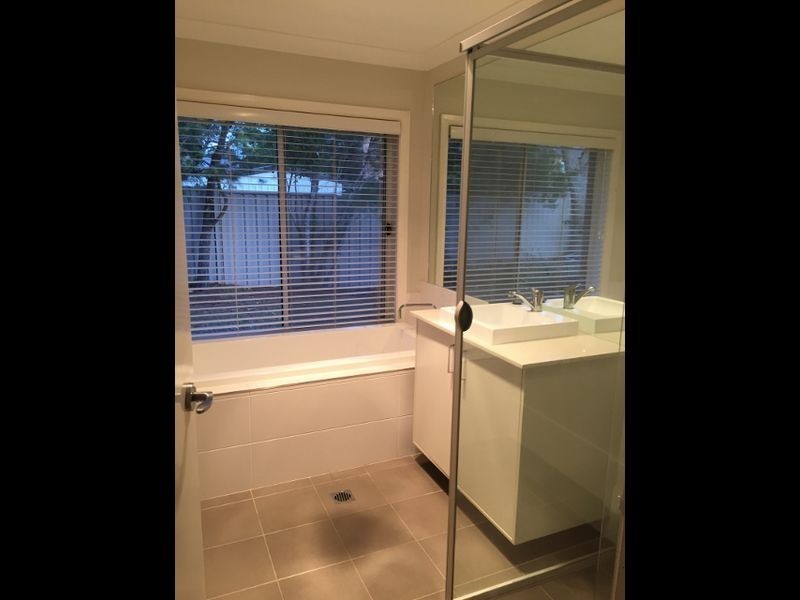 16 Hedley Way, Broulee NSW 2537