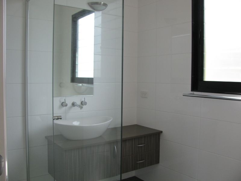 2/13 Coronation Drive, Broulee NSW 2537