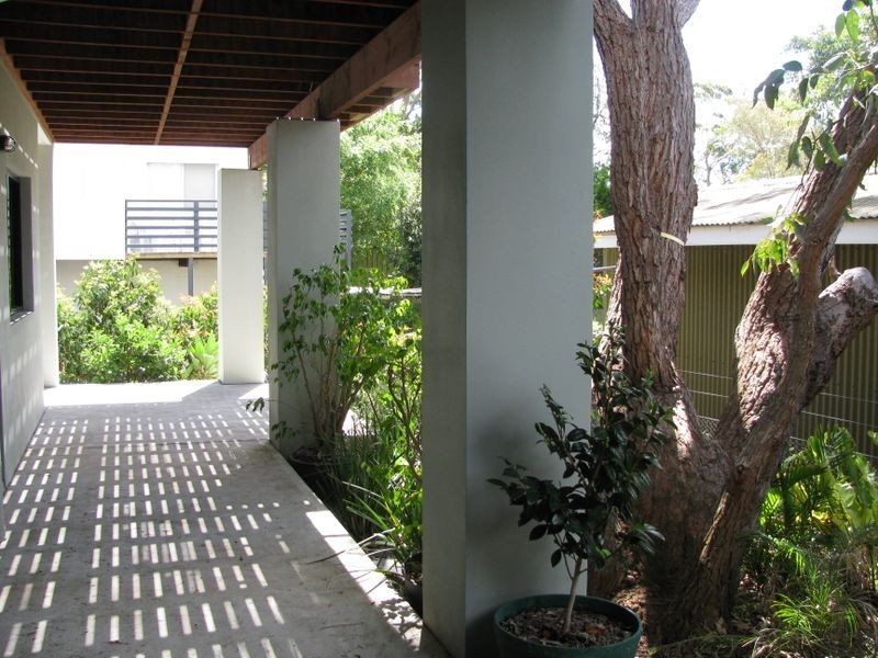 2/13 Coronation Drive, Broulee NSW 2537