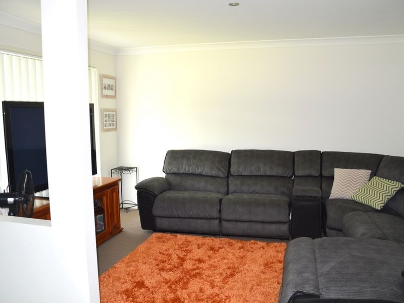 11 Semillon Ridge, Gillieston Heights NSW 2321