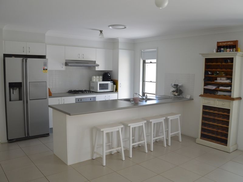 9/2 Blackburn Close, Rothbury NSW 2320