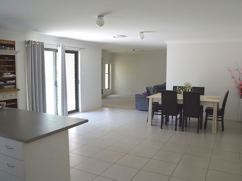 9/2 Blackburn Close, Rothbury NSW 2320