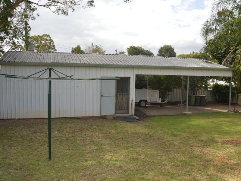 24 Reid Street, North Rothbury NSW 2335
