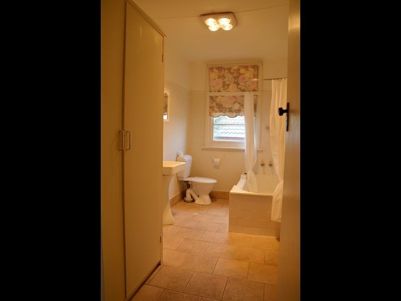 3 Little Park Street, Greta NSW 2334