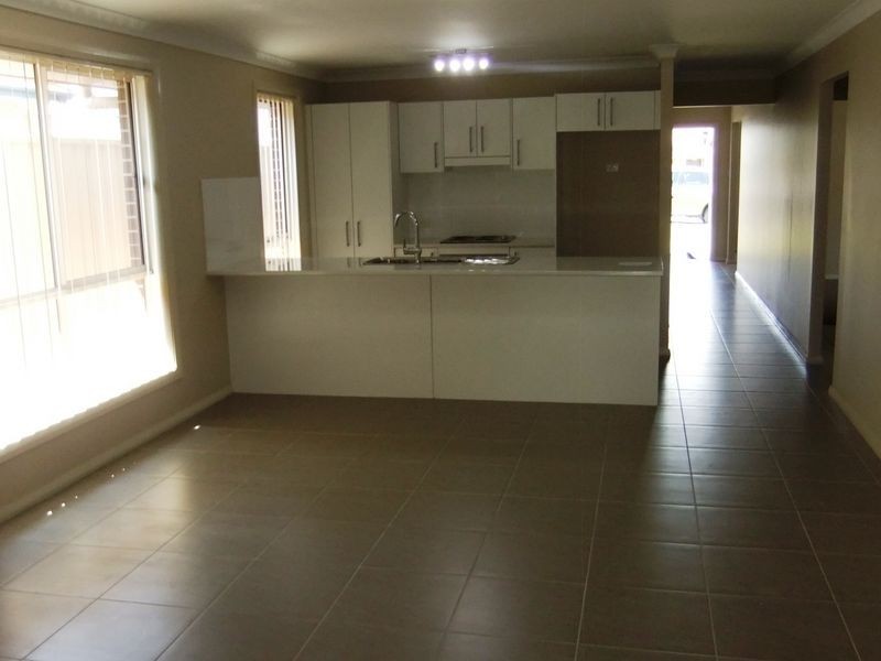 2/70 Yates Street, Branxton NSW 2335