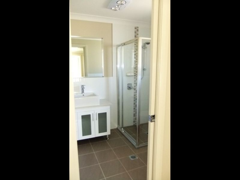 2/70 Yates Street, Branxton NSW 2335