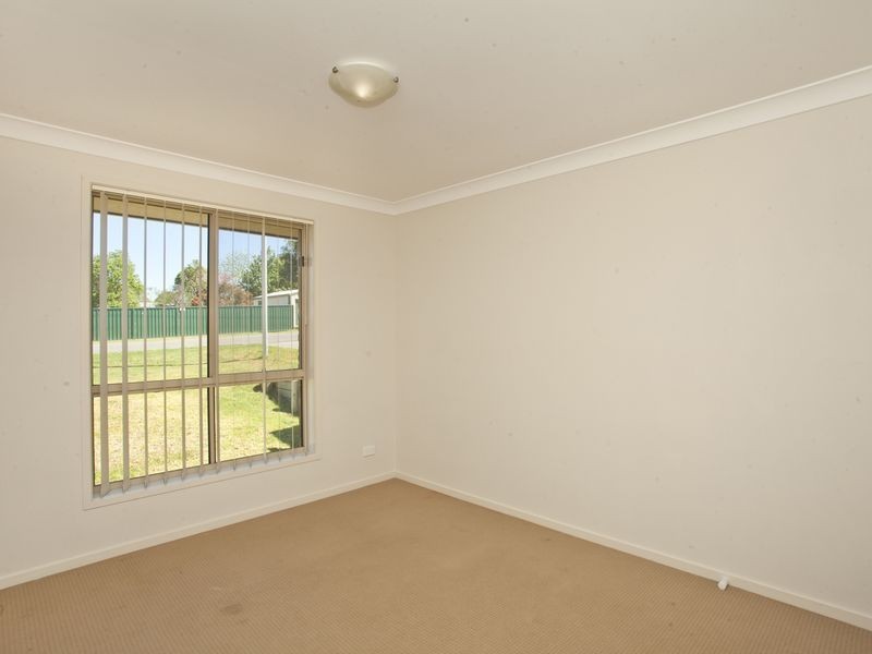 27 Devon Street, Greta NSW 2334