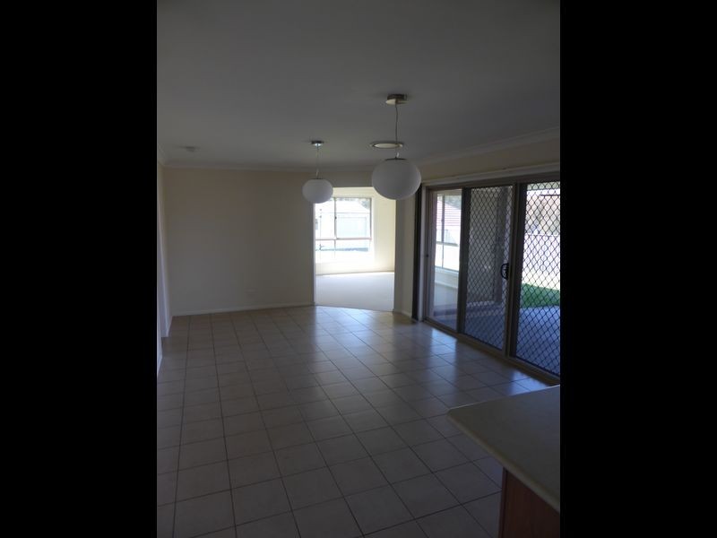 4 Poplar Level Terrace, East Branxton NSW 2335