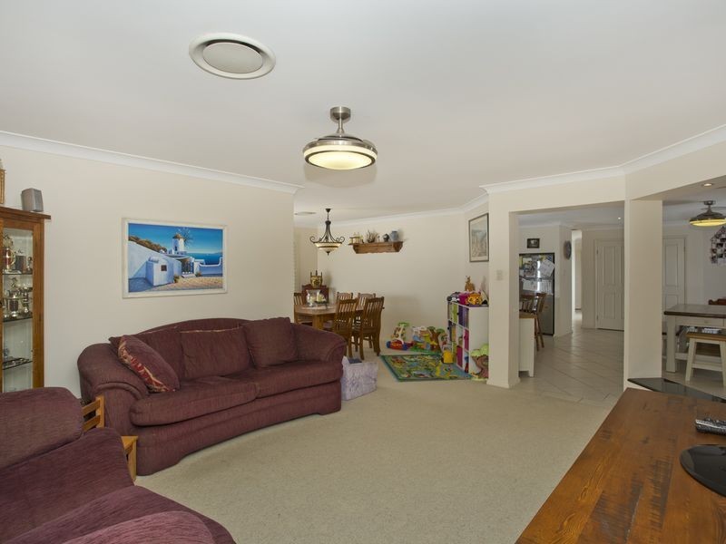106 Somerset Drive, Thornton NSW 2322