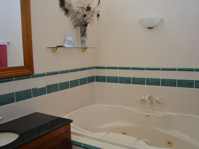 42 Lindsay Road, North Rothbury NSW 2335