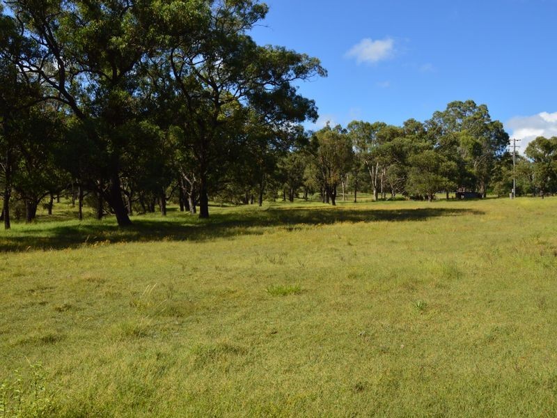 42 Lindsay Road, North Rothbury NSW 2335