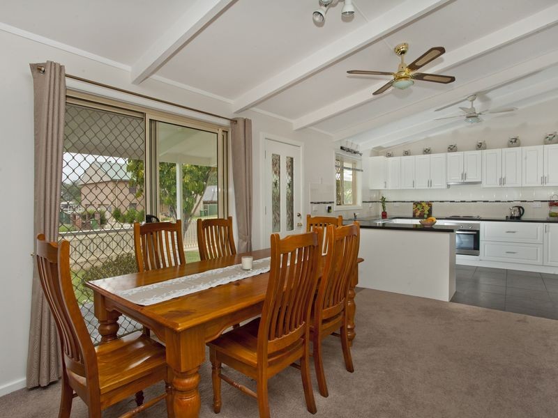 8 Mayne Street, North Rothbury NSW 2335