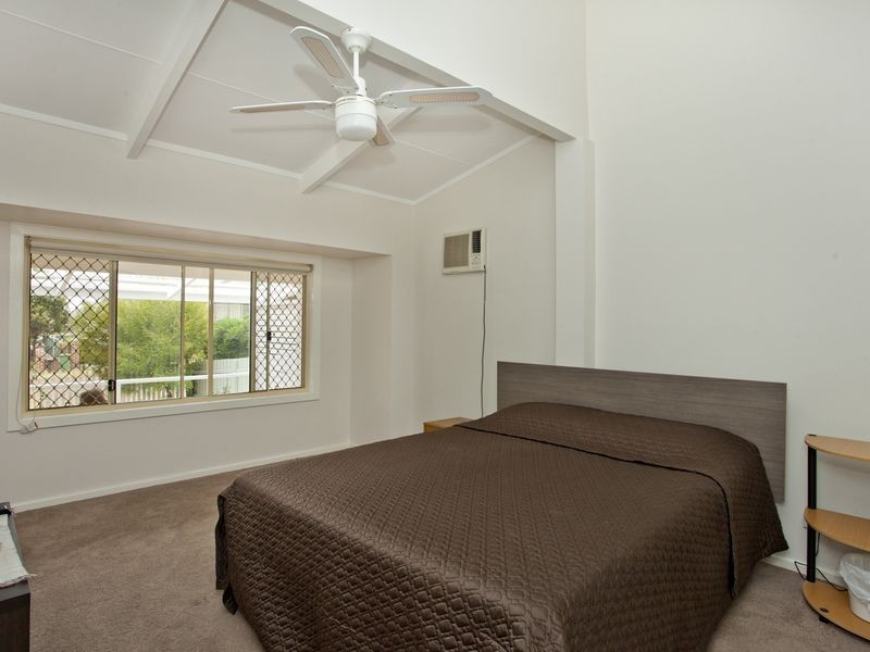 8 Mayne Street, North Rothbury NSW 2335