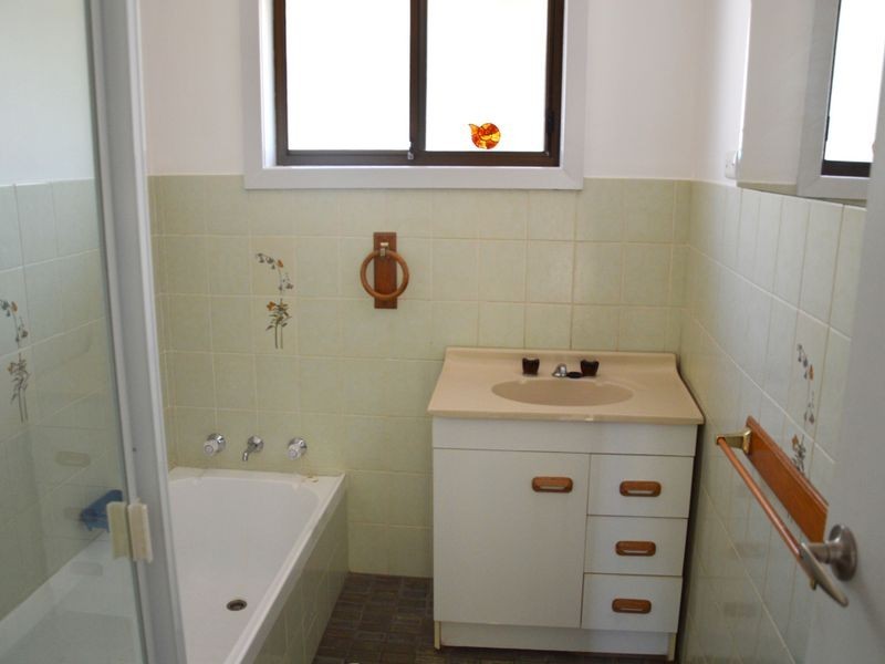 10 Mayne Street, North Rothbury NSW 2335