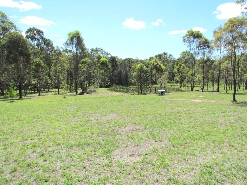 13 Merewether Close, North Rothbury NSW 2335