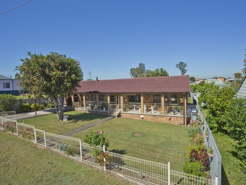 52 Evans Street, Greta NSW 2334