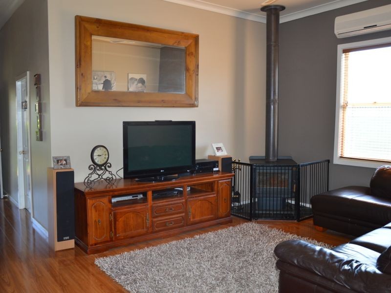 11 Thomas Street, Branxton NSW 2335