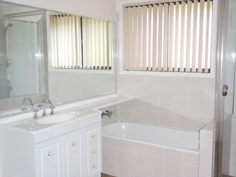 69 Lakes Folly Drive, Branxton NSW 2335