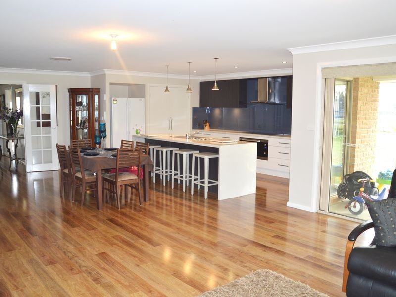 11 Woods Place, Branxton NSW 2335