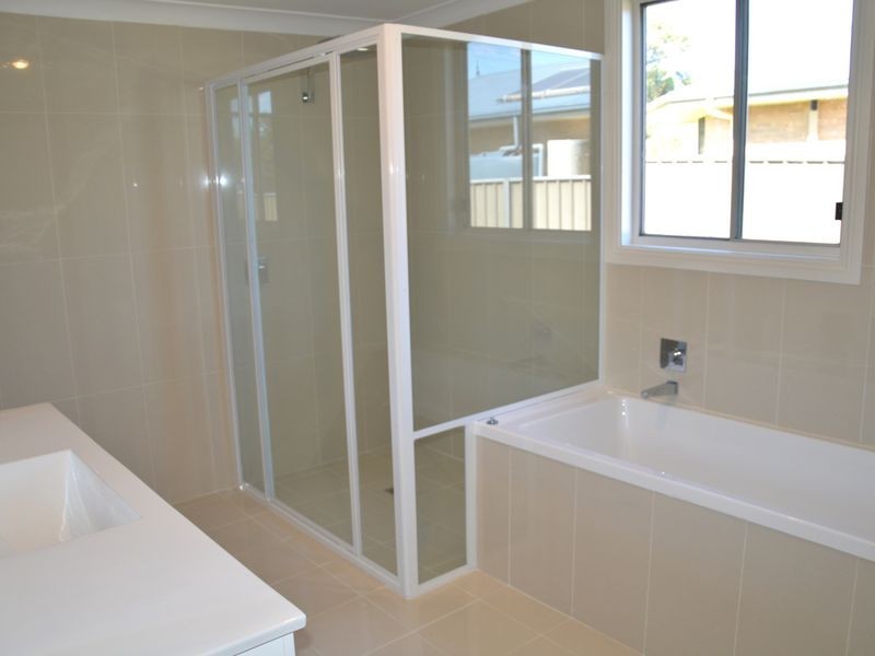 17 Evans Street, Greta NSW 2334