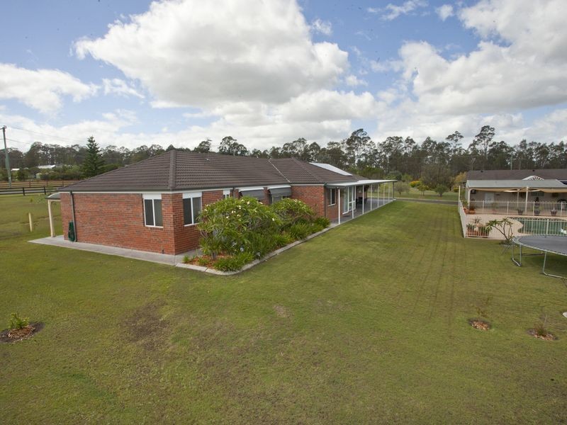 9 Lakes Folly Drive, Branxton NSW 2335