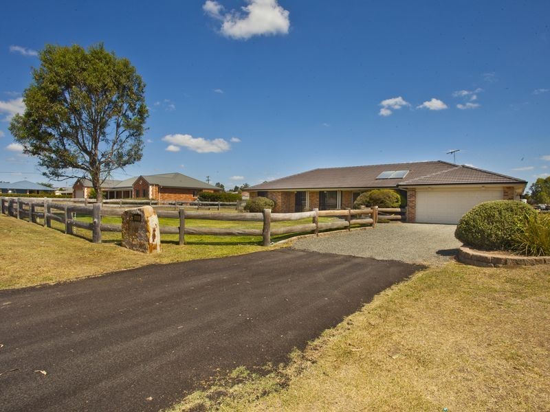 74 Hillview Road, Branxton NSW 2335