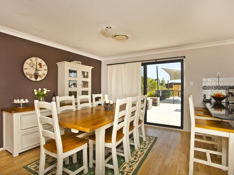 74 Hillview Road, Branxton NSW 2335