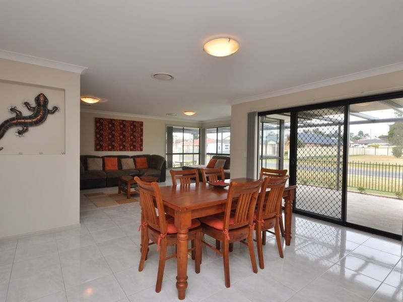 51 Clift Street, Greta NSW 2334