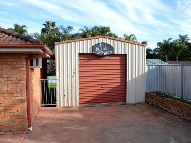 12 Oxford Street, Greta NSW 2334