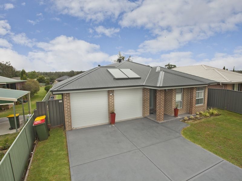 38 Whitburn Street, Greta NSW 2334