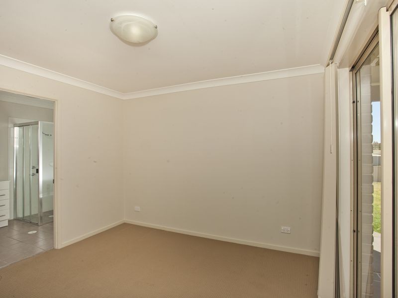 27 Devon Street, Greta NSW 2334