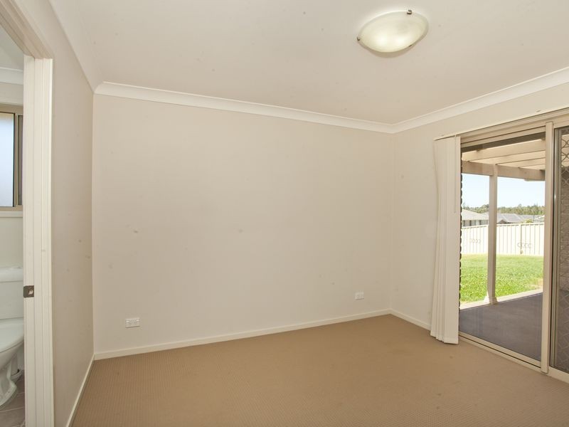 27 Devon Street, Greta NSW 2334