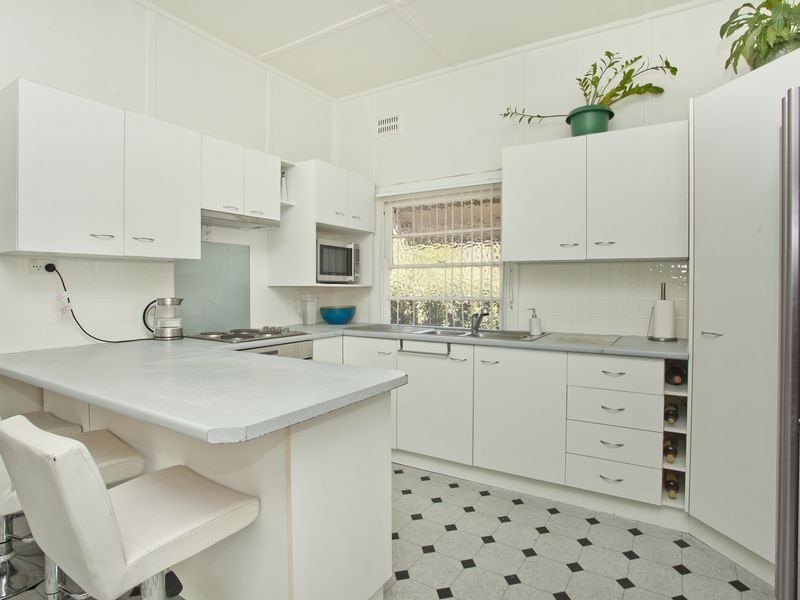 39 Sale Street, Greta NSW 2334