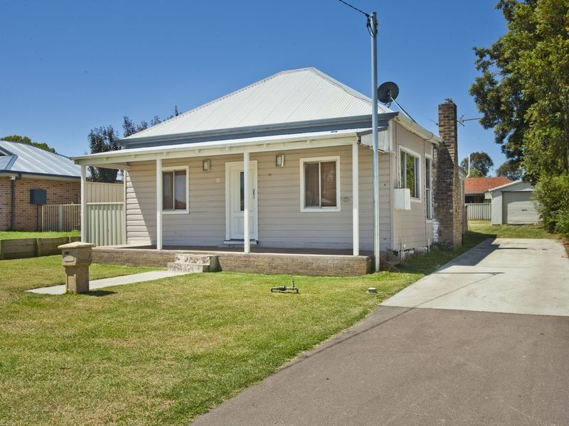 13 Anvil Street, Greta NSW 2334
