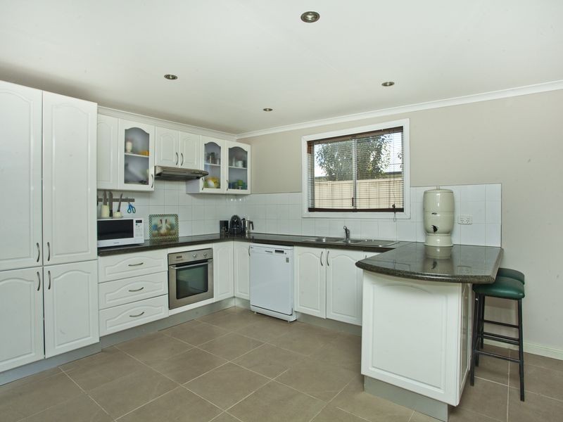13 Anvil Street, Greta NSW 2334