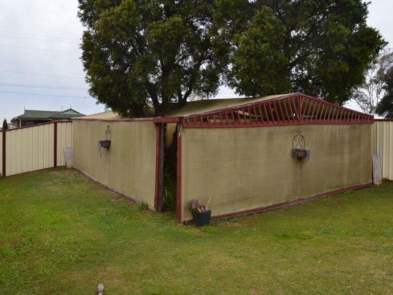 6 Clift Street, Greta NSW 2334