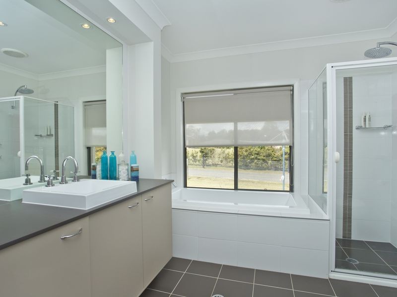 75 Lakes Folly Drive, Branxton NSW 2335