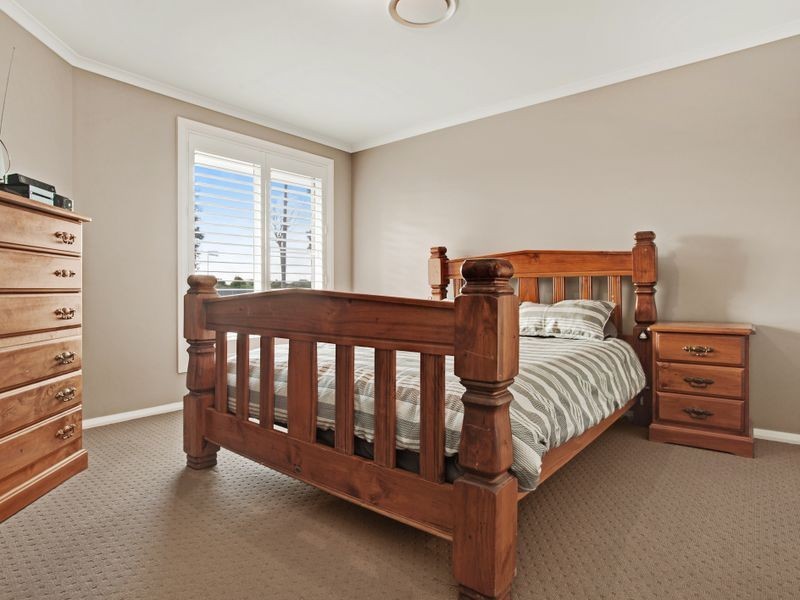 7 Kawana Way, Aberglasslyn NSW 2320