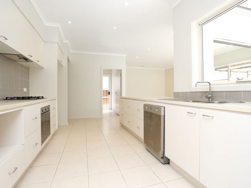 49 Buckhaven Street, Deer Park VIC 3023