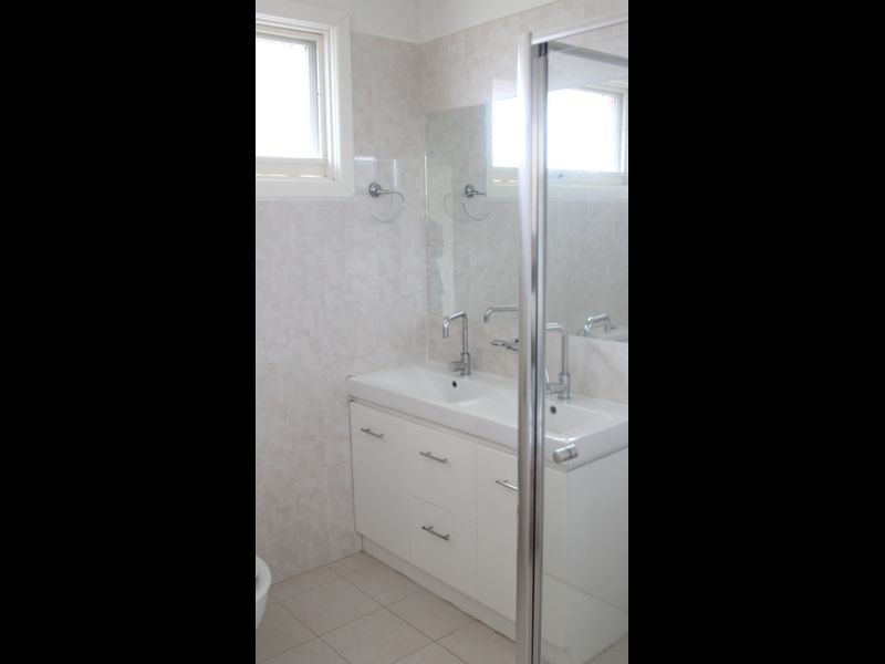 24 Kauri Grove, Glen Waverley VIC 3150