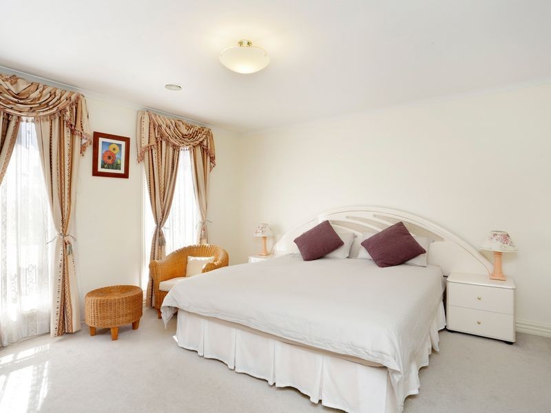 26 Wilson Road, Glen Waverley VIC 3150