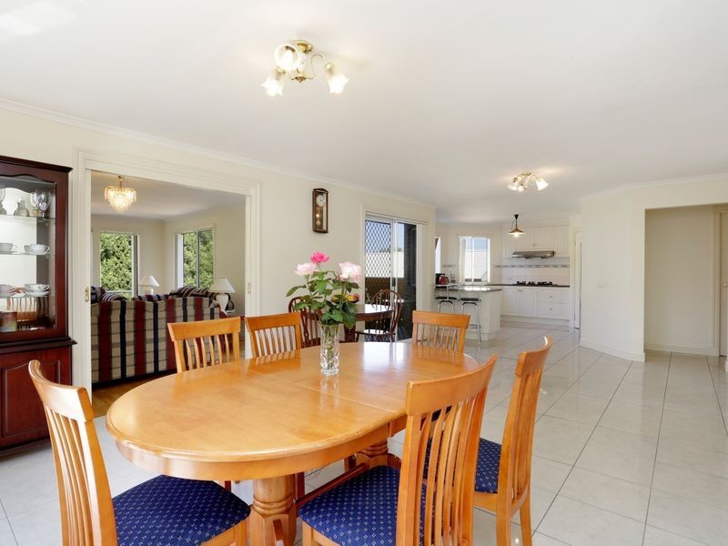 26 Wilson Road, Glen Waverley VIC 3150