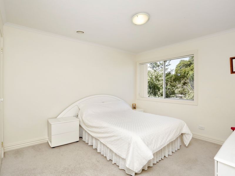 26 Wilson Road, Glen Waverley VIC 3150