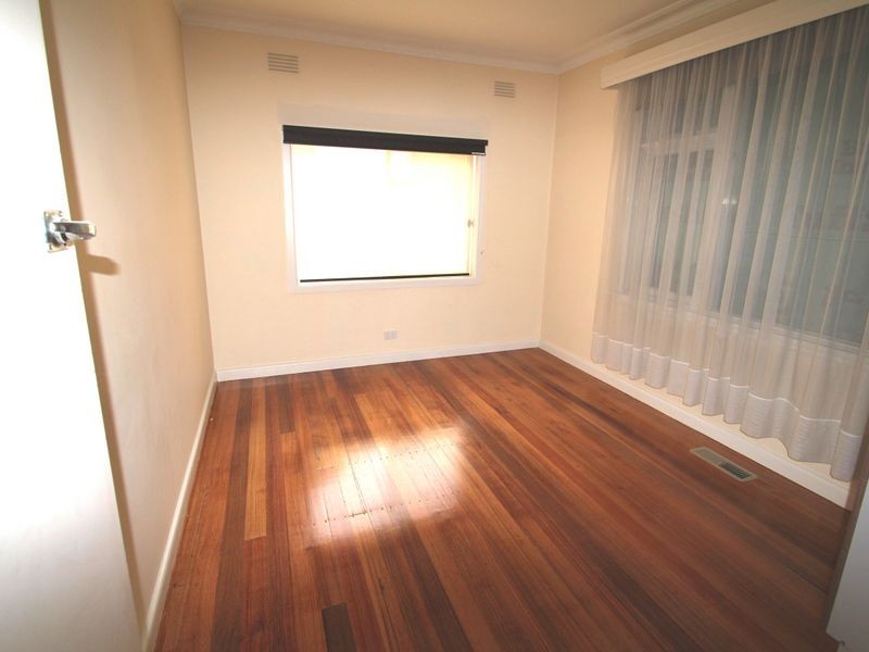 562 Waverley Road, Glen Waverley VIC 3150